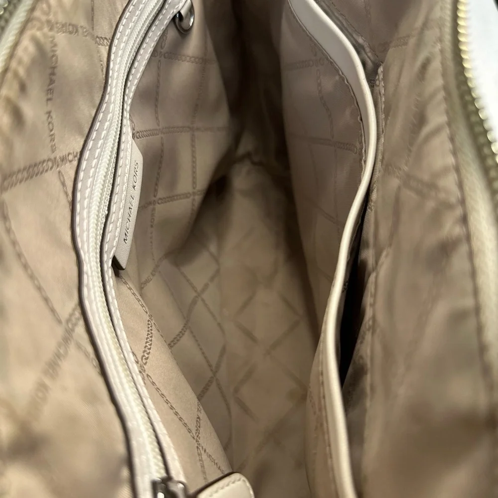 Michael Kors Charlotte Large Logo and Leather Top-Zip Tote Bag - Picture 7 of 7